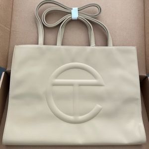 TELFAR - LARGE SHOPPING BAG CREAM